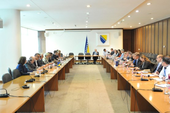 Delegati u Domu naroda Asim Sarajlić, Sredoje Nović i Bariša Čolak razgovarali s ambasadorima Radne grupe Vijeća EU za zapadni Balkan  